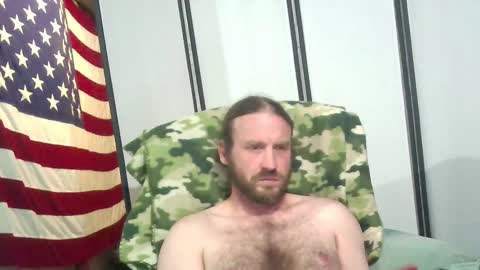 rwb1982 online show from 10/19/25, 06:41