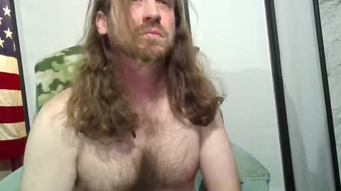 Snapshot of rwb1982 chatting on 01/10/26, 12:51 rwb1982 online show from 01/10/26, 12:51