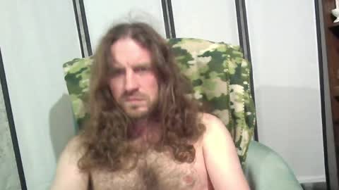 Snapshot of rwb1982 chatting on 05/09/26, 12:32 rwb1982 online show from 05/09/26, 12:32