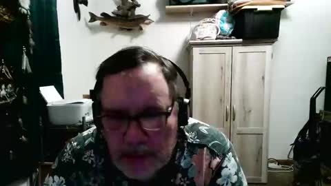Snapshot of rwzar_1965 chatting on 04/15/26, 01:56 rwzar_1965 online show from 04/15/26, 01:56