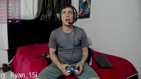 Ryan 15 online show from 09/30/25, 01:43