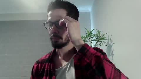 Ryan online show from 04/11/26, 03:22