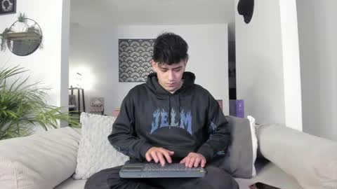 Ryan online show from 05/21/26, 02:40
