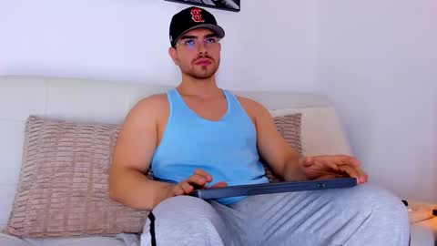 Ryan  online show from 10/02/25, 03:24