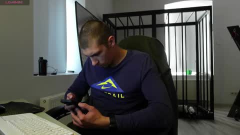 RYAN DOZER online show from 09/28/25, 06:52