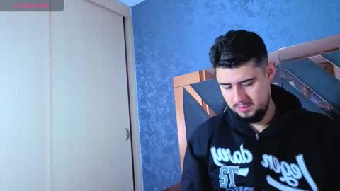 R Y A N online show from 11/11/25, 11:10