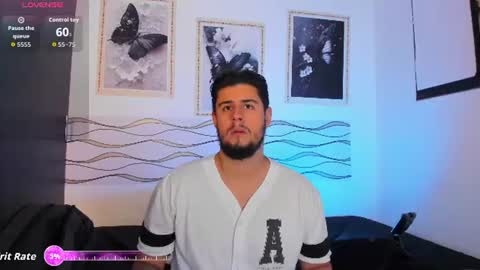 Snapshot of ryan_evannss_ chatting on 06/15/26, 11:23 Ryan Evannss online show from 06/15/26, 11:23