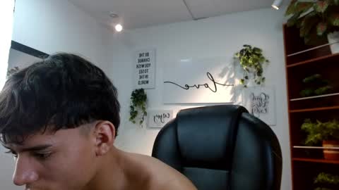 Snapshot of ryan_grayx chatting on 06/02/26, 02:41 RYAN online show from 06/02/26, 02:41