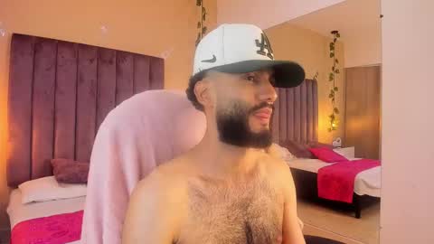 ryan_jackson_ online show from 11/19/25, 08:14