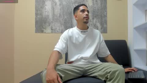 Ryan online show from 11/04/25, 03:00