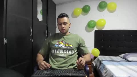 ryan_xc1 online show from 03/17/26, 02:49