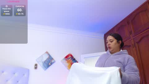 Hanna  online show from 01/02/25, 03:29