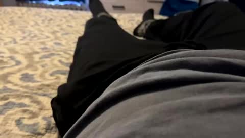 ryanbi21 online show from 01/12/25, 05:54