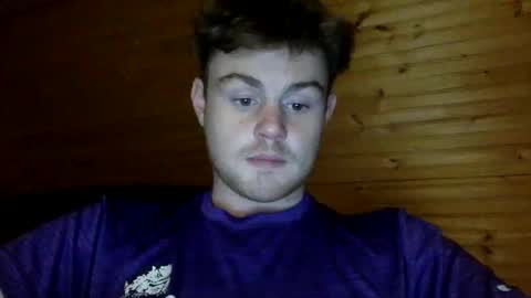 ryanhung_57 online show from 12/18/24, 04:42