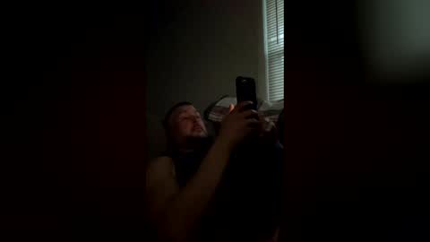Snapshot of ryanmhoyt88 chatting on 04/20/26, 12:24 ryanmhoyt88 online show from 04/20/26, 12:24
