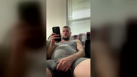 Snapshot of ryanmhoyt88 chatting on 04/21/26, 09:50 ryanmhoyt88 online show from 04/21/26, 09:50