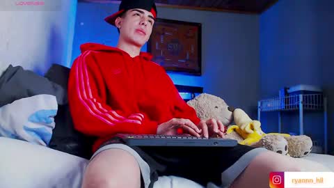 Ryannhill  online show from 04/01/26, 11:00