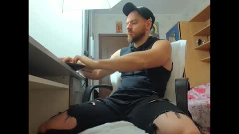 Ryanstone  online show from 11/15/25, 05:05