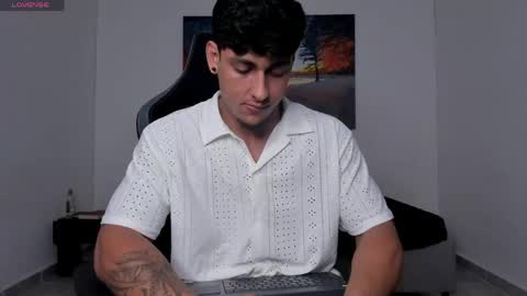Snapshot of ryanwhite3 chatting on 04/24/26, 11:07 ryanwhite3 online show from 04/24/26, 11:07