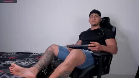 Snapshot of ryanwhite3 chatting on 07/12/26, 12:23 ryanwhite3 online show from 07/12/26, 12:23