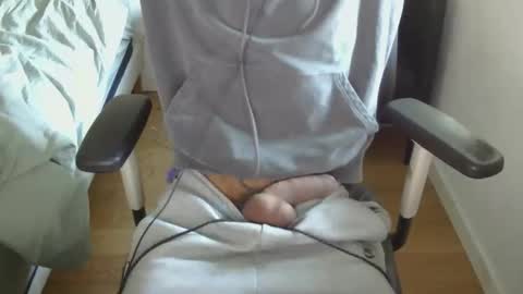 Snapshot of ryanxtwin chatting on 03/29/26, 07:52 RyanXTwin online show from 03/29/26, 07:52