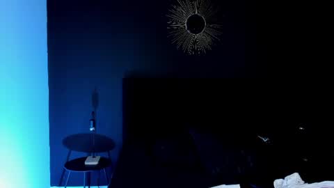 Snapshot of rylle_ chatting on 06/11/26, 02:53 Rylle online show from 06/11/26, 02:53