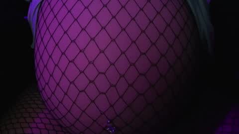 SINGLE WIDOWED MOM online show from 06/05/26, 03:40