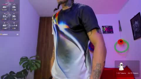 Snapshot of ryuk_it chatting on 03/07/25, 12:12 leopmonk help me reach 100 thumbs up online show from 03/07/25, 12:12