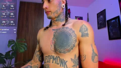 Snapshot of ryuk_it chatting on 03/07/25, 03:18 leopmonk help me reach 100 thumbs up online show from 03/07/25, 03:18