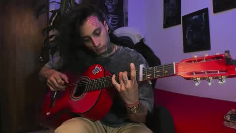 Snapshot of ryuk_it chatting on 10/10/25, 03:00 leopmonk help me reach 100 thumbs up online show from 10/10/25, 03:00