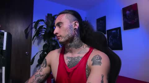 Snapshot of ryuk_it chatting on 11/22/25, 02:32 leopmonk help me reach 100 thumbs up online show from 11/22/25, 02:32