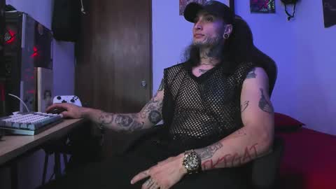 leopmonk help me reach 100 thumbs up online show from 01/19/26, 02:04