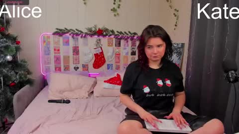 Kate online show from 12/31/24, 01:26