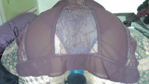 saabira online show from 04/17/26, 10:51