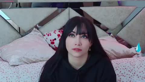 Snapshot of saabrina__ chatting on 07/16/26, 03:29 Bri online show from 07/16/26, 03:29