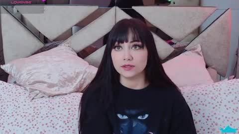 Snapshot of saabrina__ chatting on 07/31/26, 04:06 Bri online show from 07/31/26, 04:06