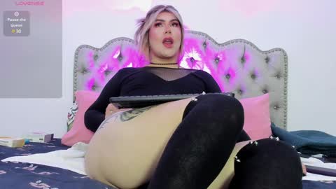 Sammy Saenz ig Sammysaenz  online show from 01/01/25, 12:21