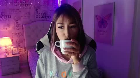 1 online show from 11/15/25, 11:51