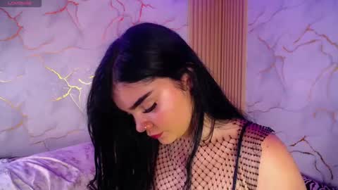 Snapshot of saaraaah_ chatting on 12/02/25, 05:08 saaraaah_ online show from 12/02/25, 05:08