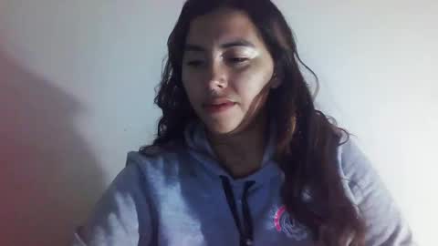 Snapshot of saavaghechick chatting on 02/14/25, 11:31 Jeane online show from 02/14/25, 11:31