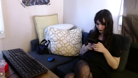 sabinewinters online show from 04/10/26, 06:45
