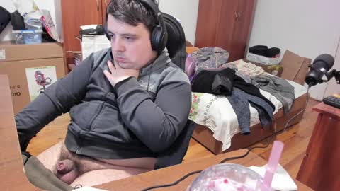 1141323  my Lord Mister Max   moms treasure online show from 12/29/24, 05:53