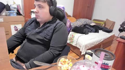 1141323  my Lord Mister Max   moms treasure online show from 01/01/25, 01:04