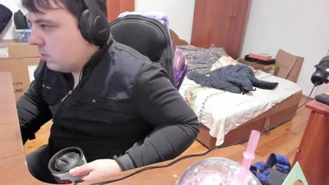 1141323  my Lord Mister Max   moms treasure online show from 01/01/25, 10:35