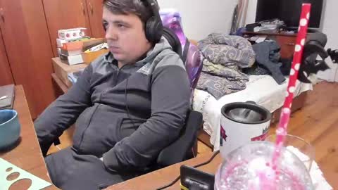 1141323  my Lord Mister Max   moms treasure online show from 01/13/25, 04:08