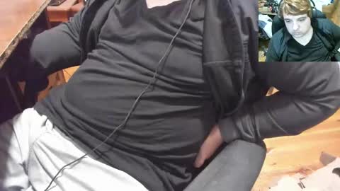 1141323  my Lord Mister Max   moms treasure online show from 09/18/25, 05:48