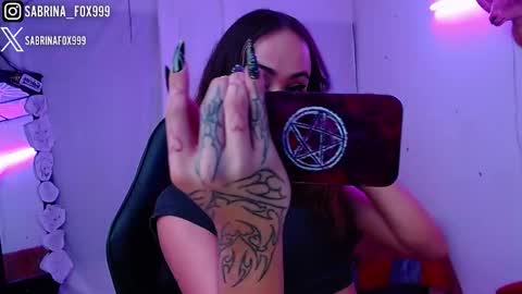 Snapshot of sabriina_fox999 chatting on 01/16/26, 04:49 sabrina fox online show from 01/16/26, 04:49