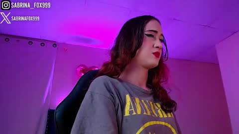 Snapshot of sabriina_fox999 chatting on 02/26/26, 05:06 sabrina fox online show from 02/26/26, 05:06