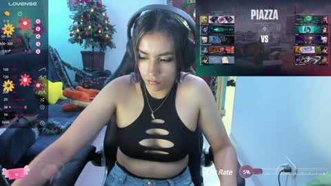 Snapshot of sabrina_chester_02 chatting on 12/18/24, 02:32 Angie online show from 12/18/24, 02:32