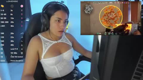 Snapshot of sabrina_chester_02 chatting on 05/19/26, 12:38 Angie online show from 05/19/26, 12:38